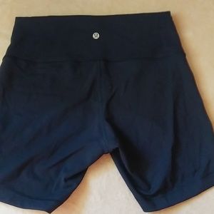 Lululemon short navy blue
